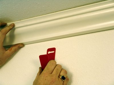 CROWN MOLD CLIP - 4 PK